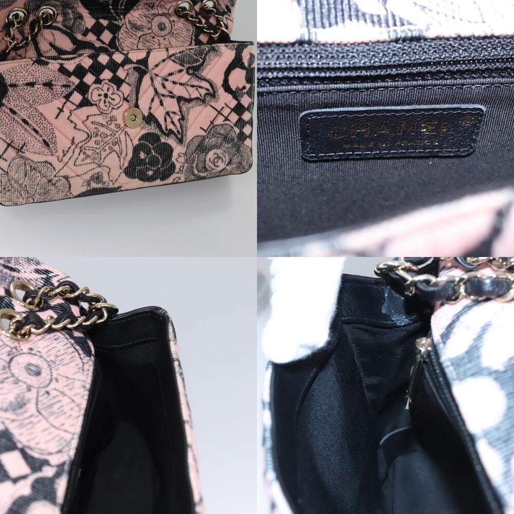 Chanel Chain V Stitch Shoulder Bag - Picture 7 of 8